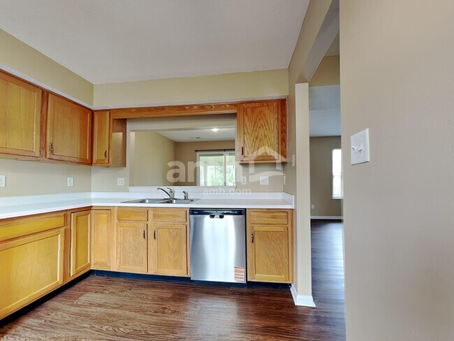 Foto del edificio - 936 Hathaway Dr