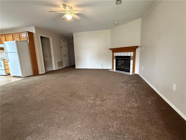 Building Photo - 1160 N Boxley Ave