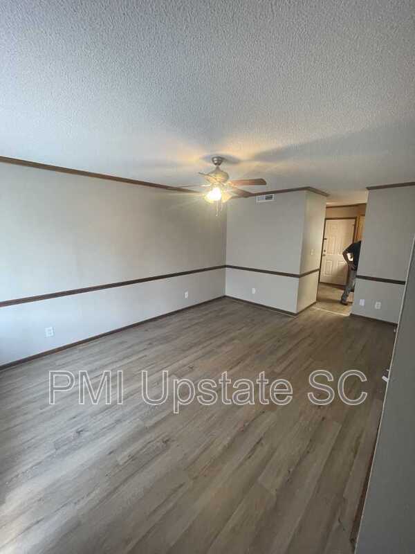 Building Photo - 122 New Prospect Church Rd