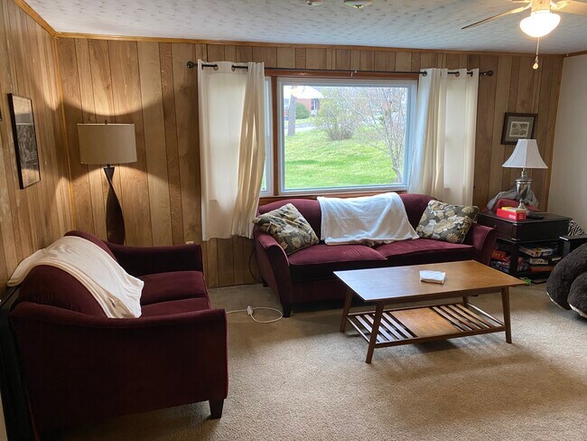 Foto del edificio - 1104 Progress St NW