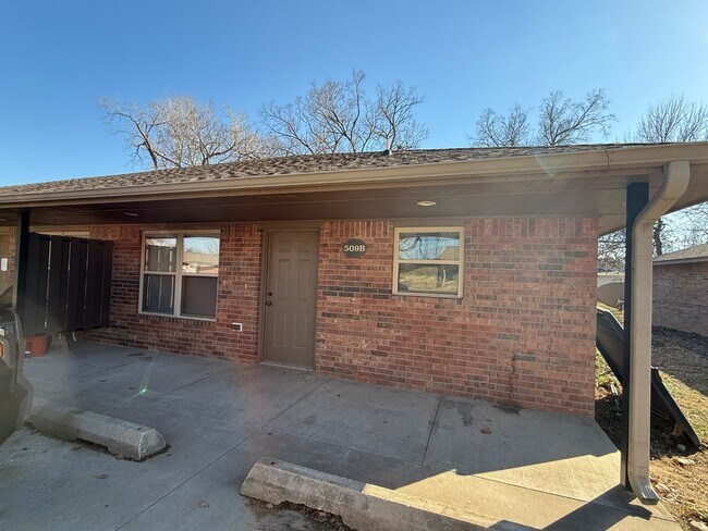 Foto del edificio - 511b NE 6th St - 511B NE 6th