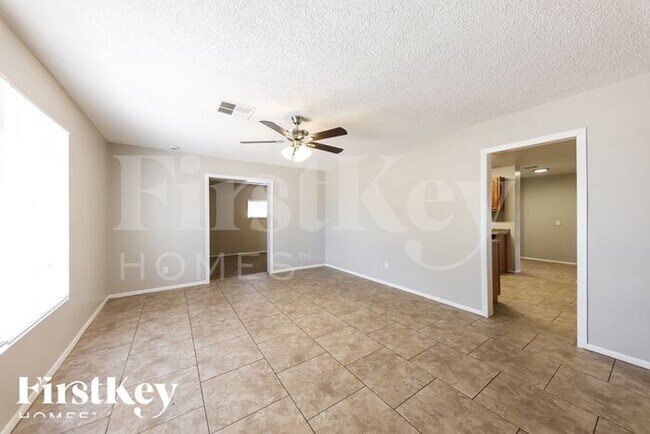 Foto del edificio - 2118 W Montebello Ave