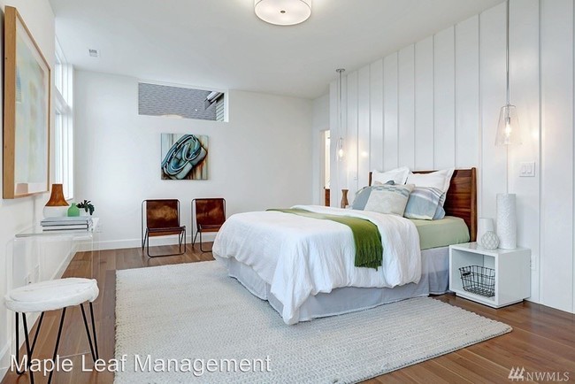 Foto del edificio - 3721 Cascadia Ave S