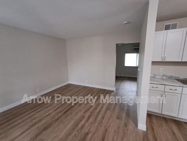 Foto del edificio - 1414 Oakland Rd NE