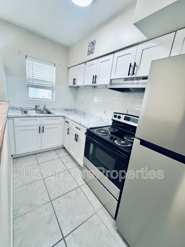 Foto del edificio - 115 7th Ave N