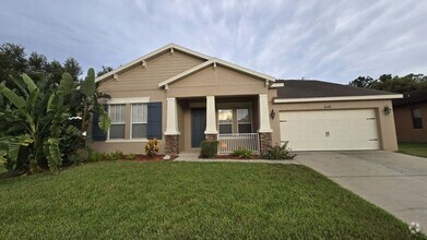Building Photo - 648 Woods Landing Dr