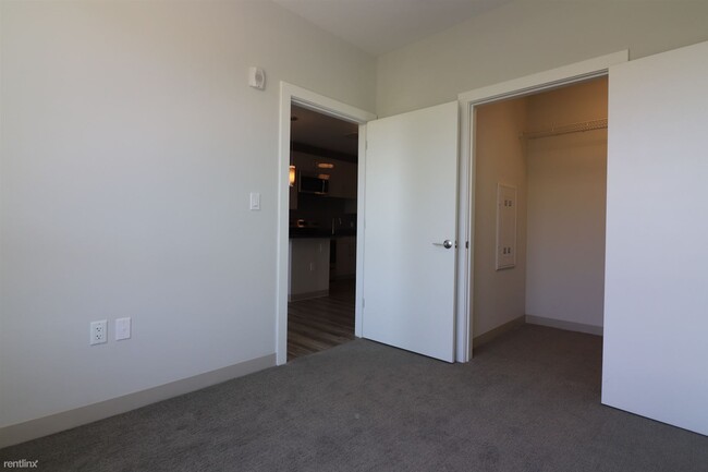 Foto del edificio - 1 br, 1 bath  - 159 Washington St # 1311