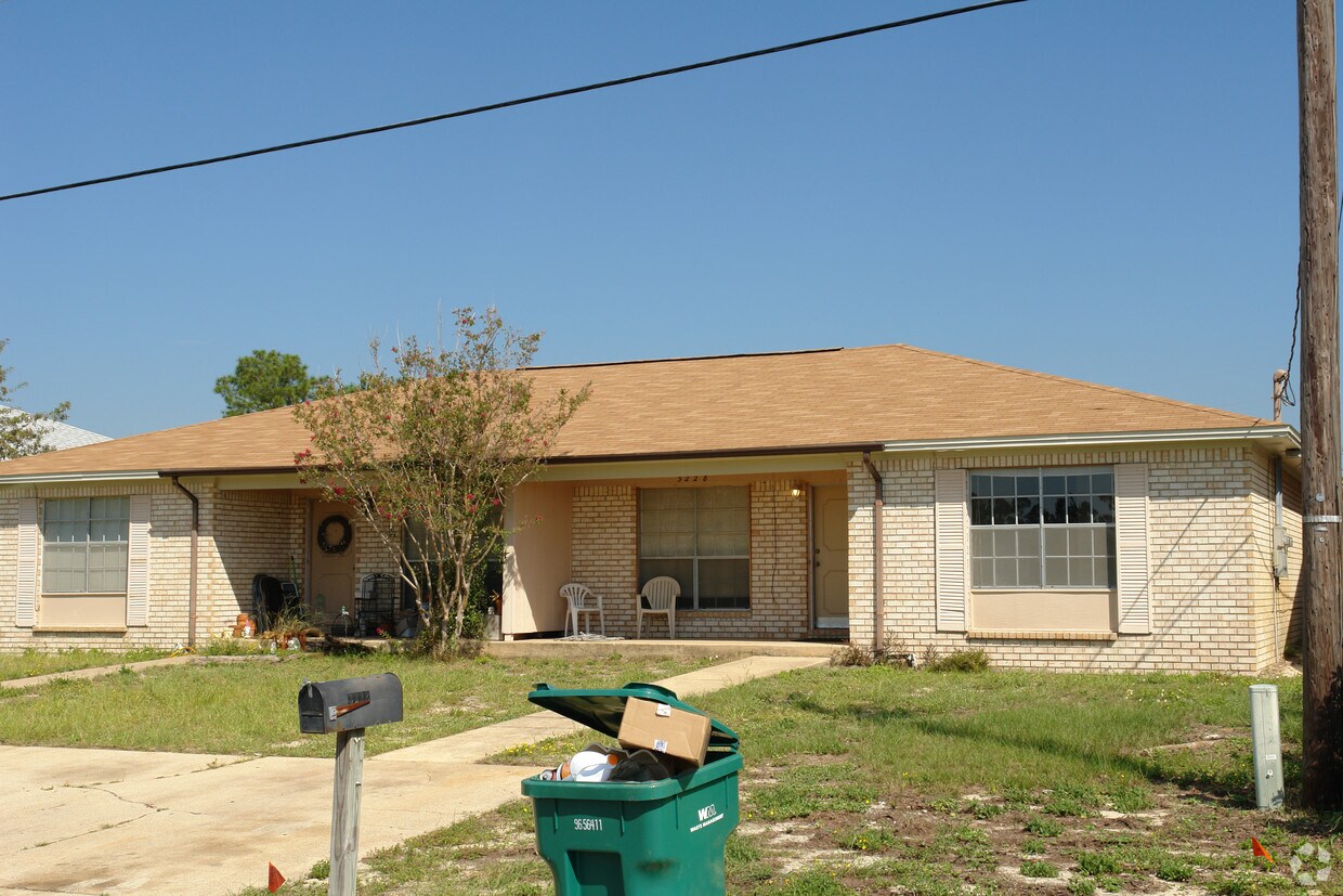 3228 Santa Rosa Dr, Gulf Breeze, FL 32563 3228 Santa Rosa Dr Gulf