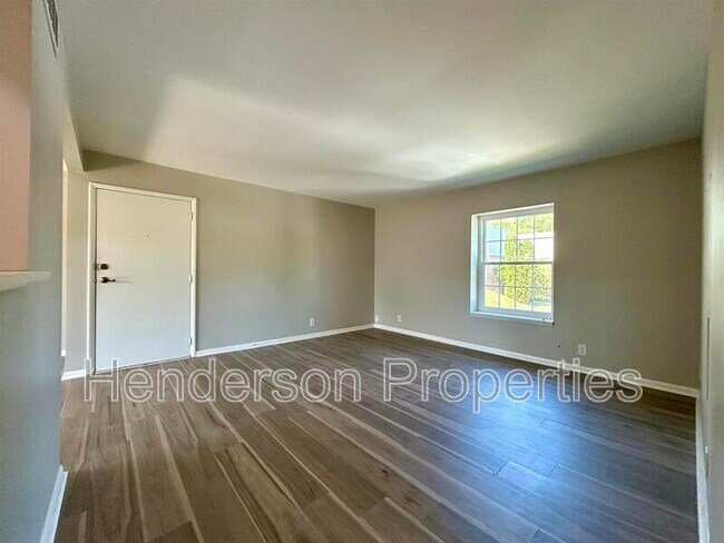 Foto del edificio - 2614 Park Rd