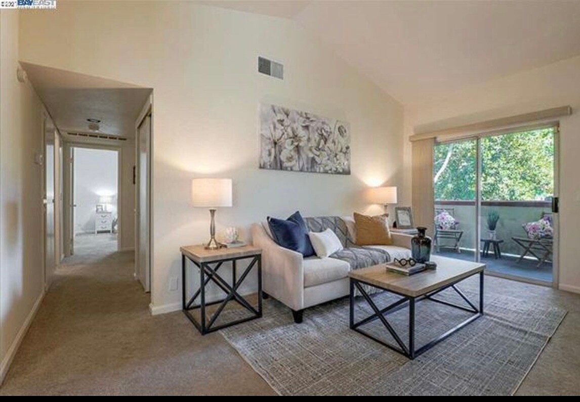 Foto principal - 6986 Stagecoach Rd