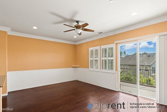Building Photo - 3 br, 2.5 bath Townhome - 3031 Ruby Avenue...