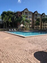 Building Photo - 8205 Lake Dr