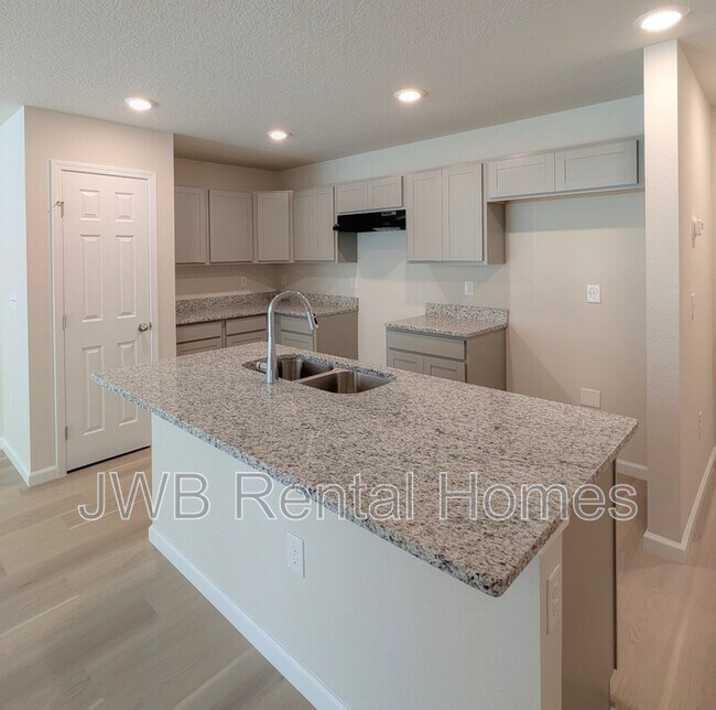 Foto del edificio - 1750 Rutledge Ave