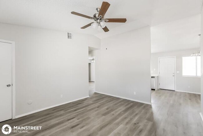 Building Photo - 526 N 94TH WAY, MESA, AZ 85207