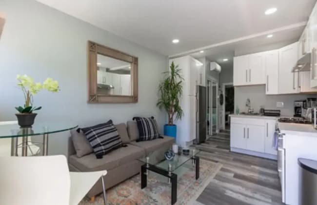 Building Photo - This home shares 1 common wall.