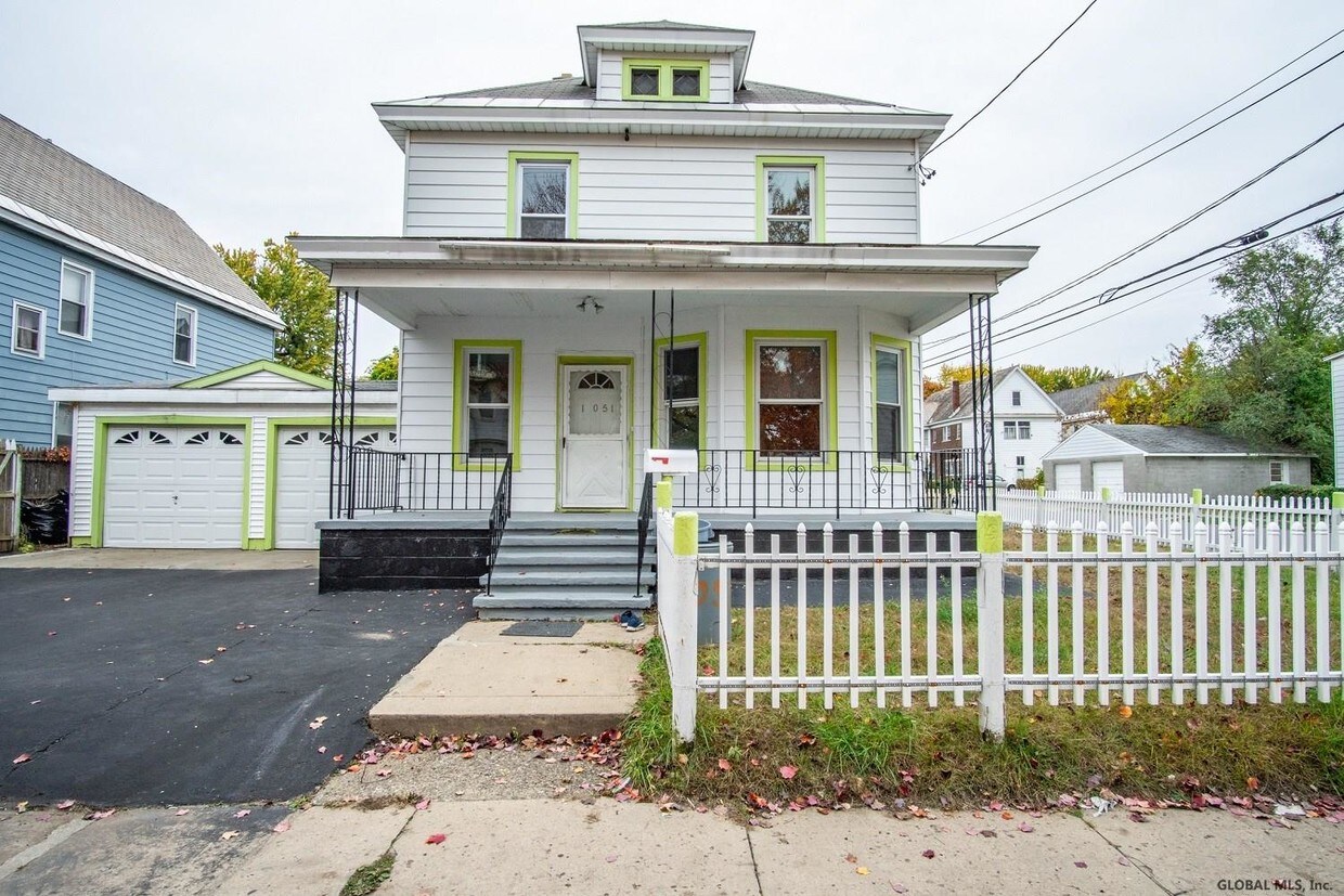 1051 Willett St, Schenectady, NY 12303 House Rental in Schenectady