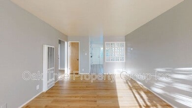 Building Photo - 2860 Brookdale Ave