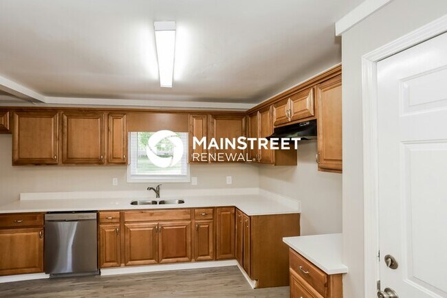 Building Photo - 3 Bedroom Pet-Friendly Home in Powder Spri...
