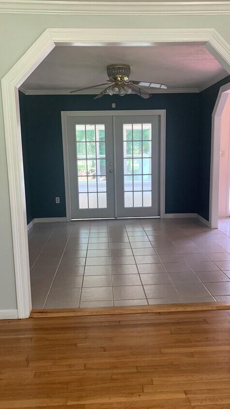 Foto principal - 3406 W Adeline St
