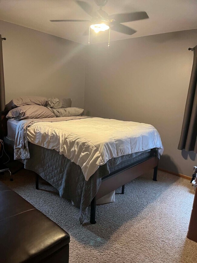 Dormitorio principal - 1135 S 111th St