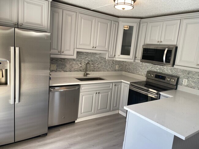 Cocina - 3301 Spanish Wells Dr