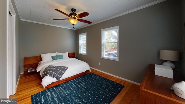 Building Photo - 6904 Kenyon Dr