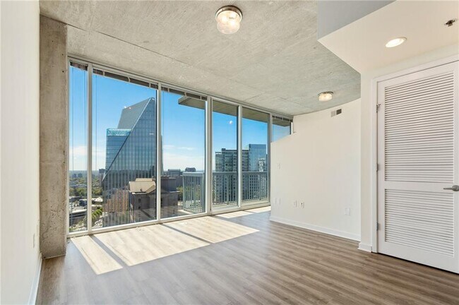 Foto del edificio - 3324 Peachtree Rd NE
