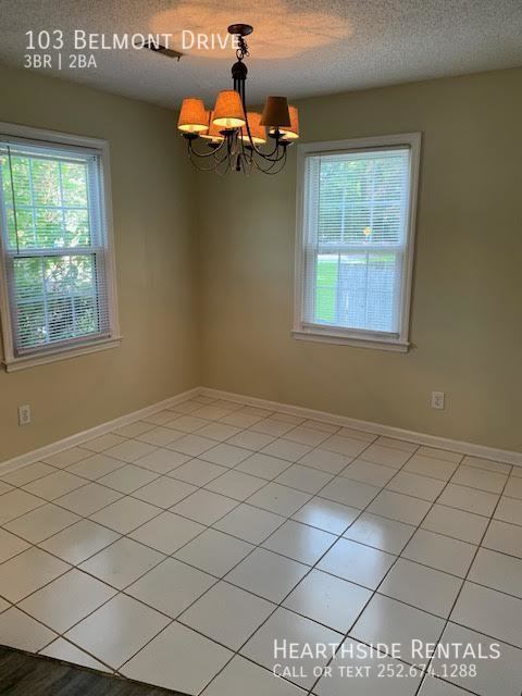 Foto del edificio - 103 Belmont Dr