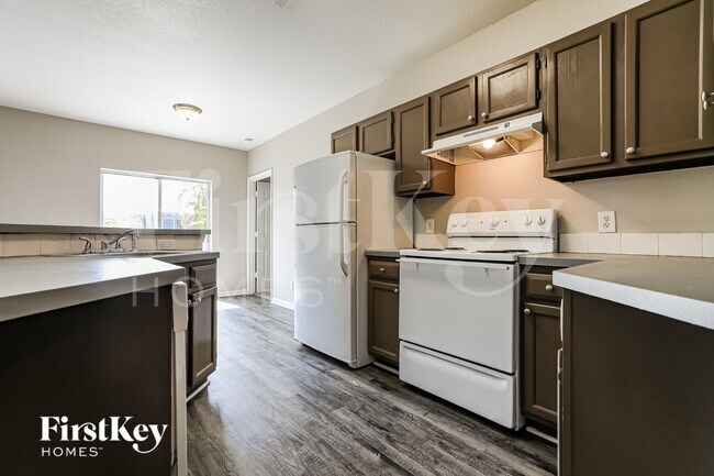 Foto del edificio - 3169 N Biscayne Dr