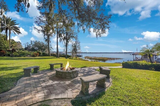 Foto del edificio - 10577 Down Lakeview Cir