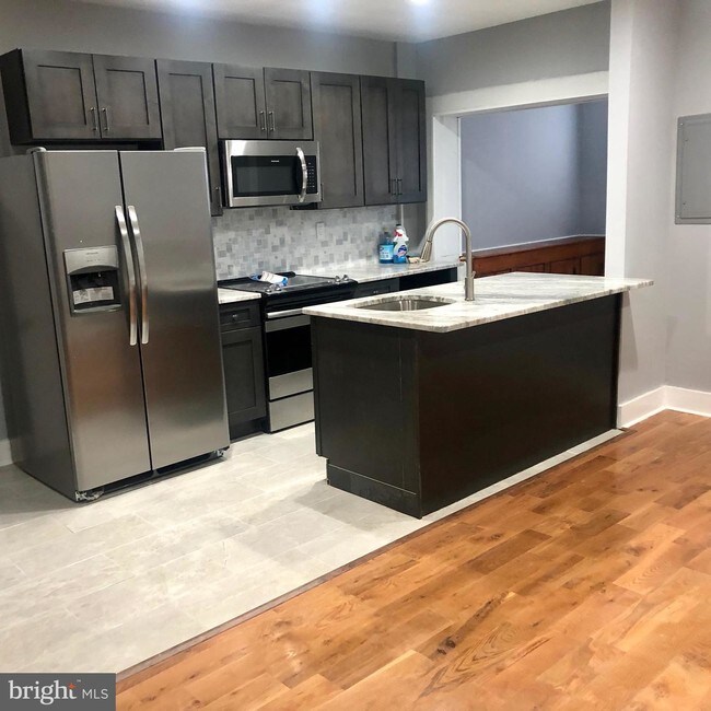 Foto del edificio - 5624 Diamond St