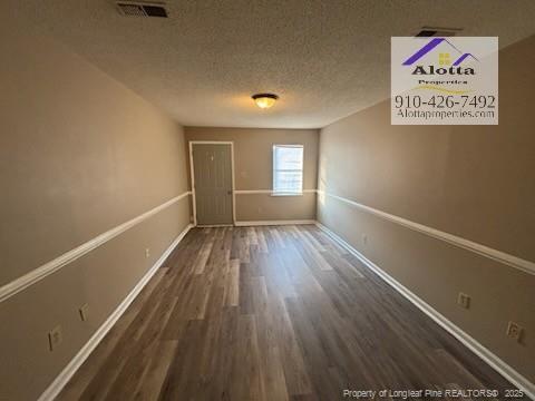 Foto del edificio - 6412 Ezras Ct