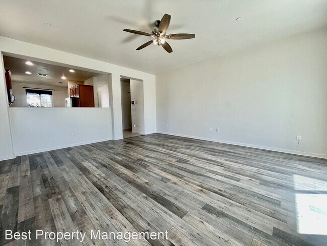 Foto del edificio - 3 br, 2 bath House - 117 Silver Bell Way