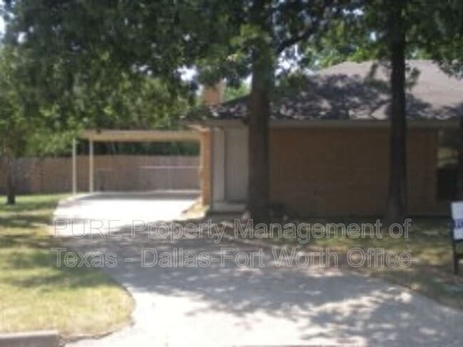 Building Photo - 7525 Windhaven Rd
