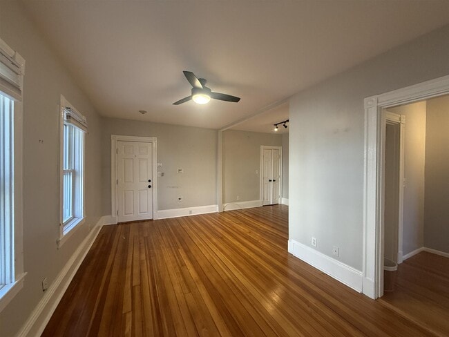 Building Photo - 63 Waterhouse St