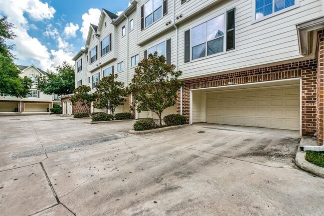 Foto del edificio - 9200 Westheimer Rd