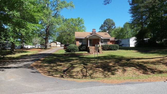 Building Photo - Fullers Mobile Home Park