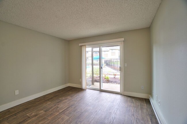 Interior Photo - The Zimmer