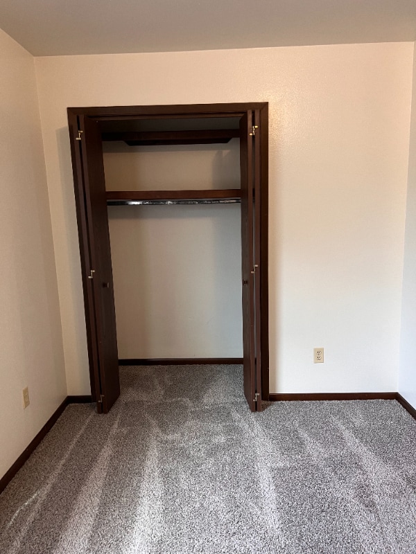 1014 S 16th St Unit 2, Goshen, IN 46526 Room for Rent in Goshen, IN