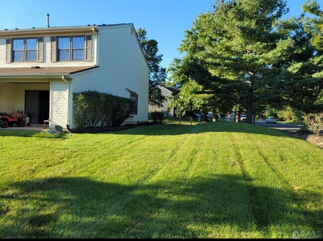 Building Photo - 480 Townsend Ct
