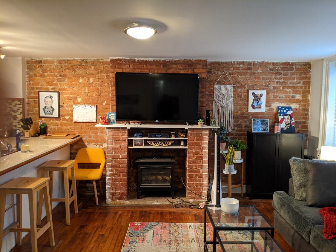 Primary Photo - 101 Lafayette St