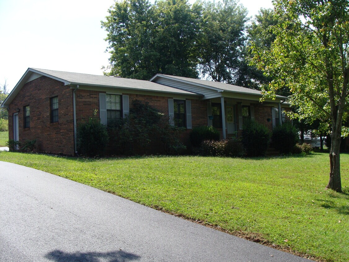 1865 Mikonda Dr, Cookeville, TN 38506 House Rental in Cookeville, TN