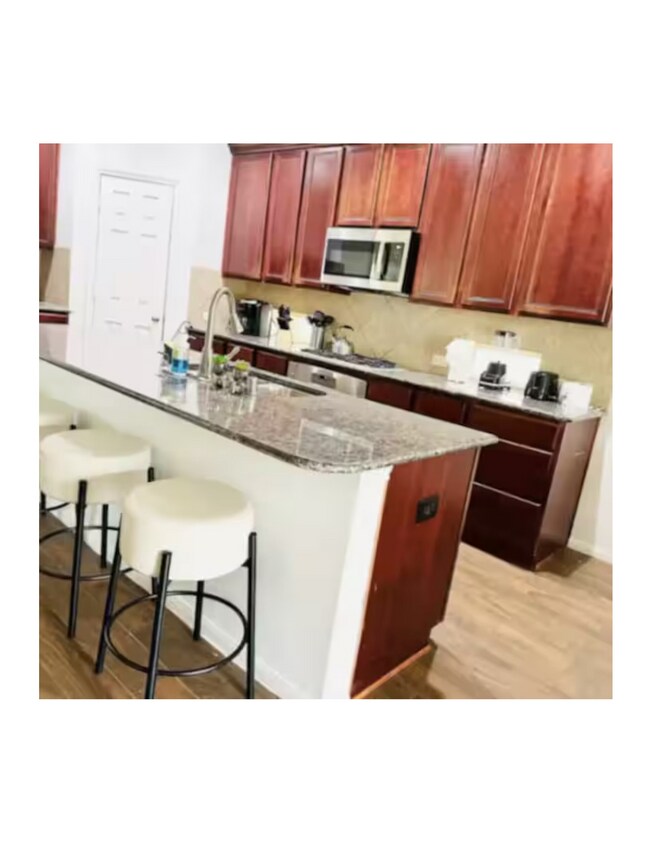 Foto del edificio - 4731 Autumn Pine Ln