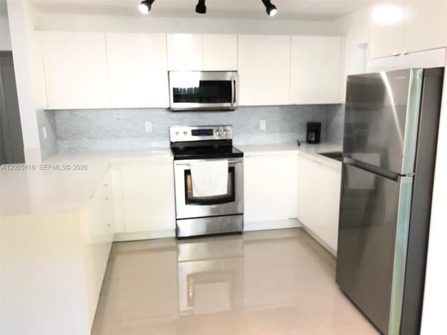 Photo - 2465 NE 183rd St Apartment