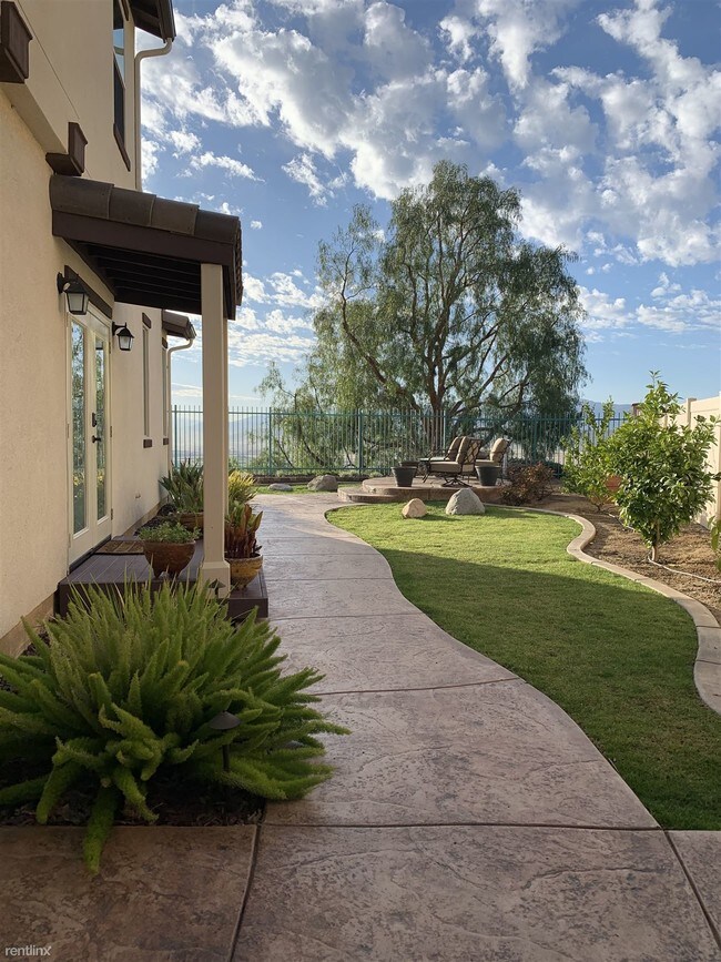 Building Photo - 1 br, 1 bath House - 39198 Steeplechase Lane,