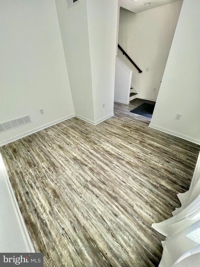 Foto del edificio - 3103 Beachview Ln