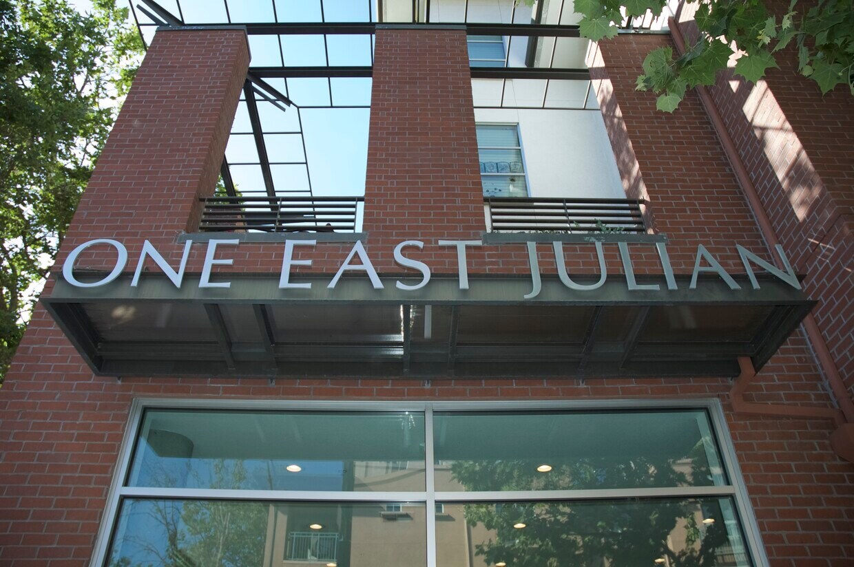 Primary Photo - 1 E Julian St