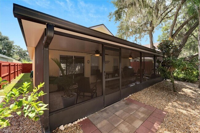 Building Photo - 3 br, 2 bath House - 6733 Summer Haven Drive