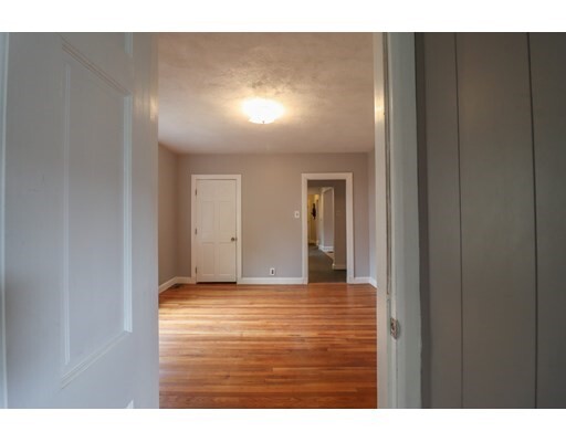 Building Photo - 30 Saint James Ave