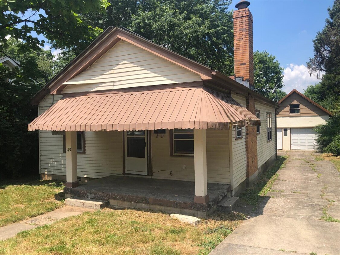 Primary Photo - 119 Thompson Rd